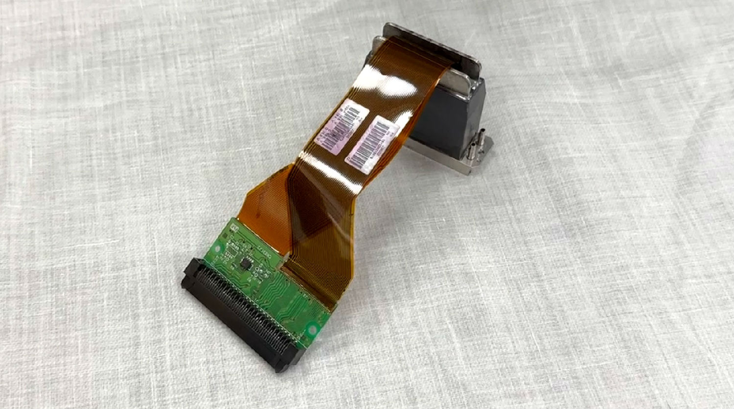 拆裝數碼(mǎ)印花機噴頭(tóu)步驟