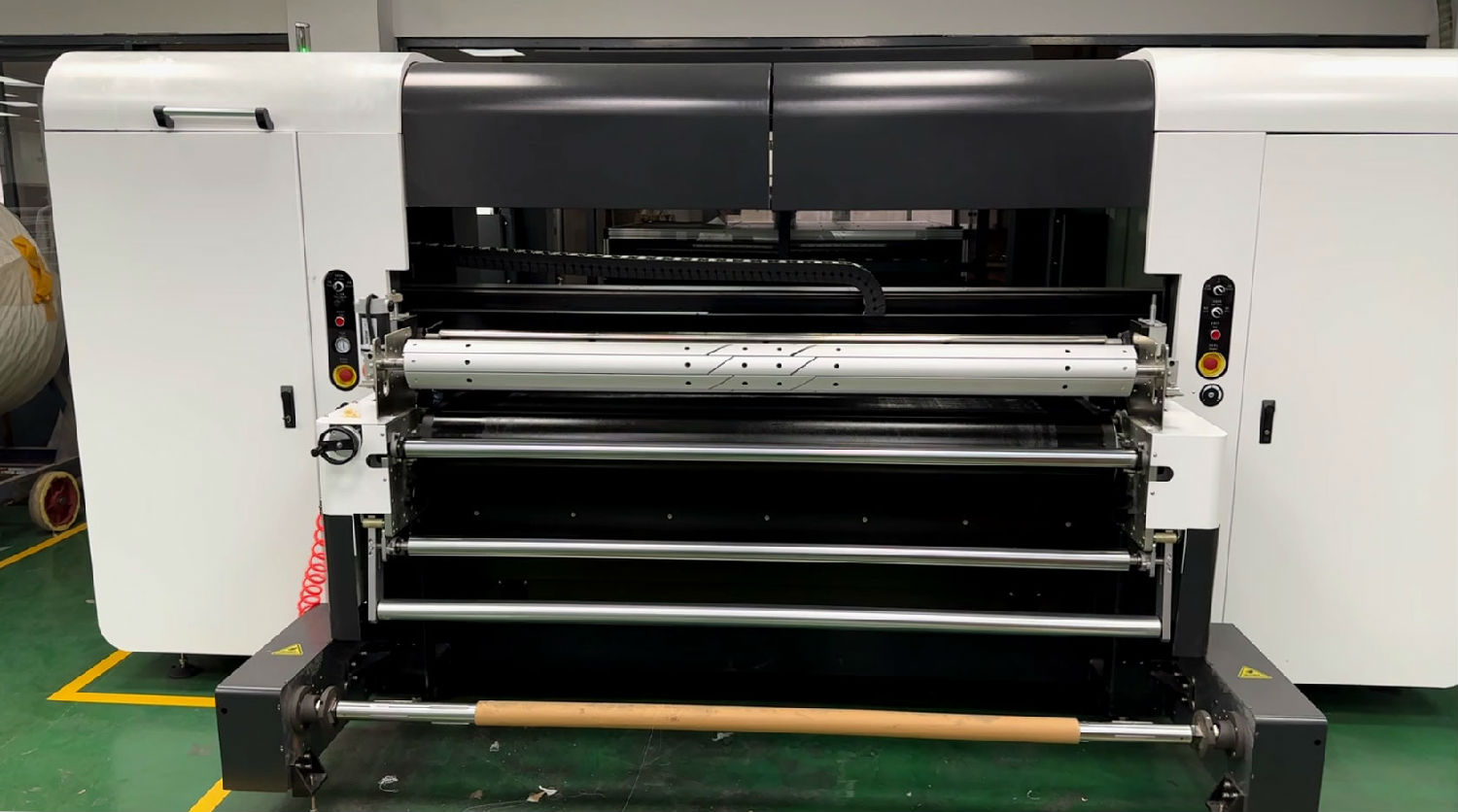 如何選(xuan)擇數碼印(yìn)花機來提(ti)高色彩的(de)一緻性?