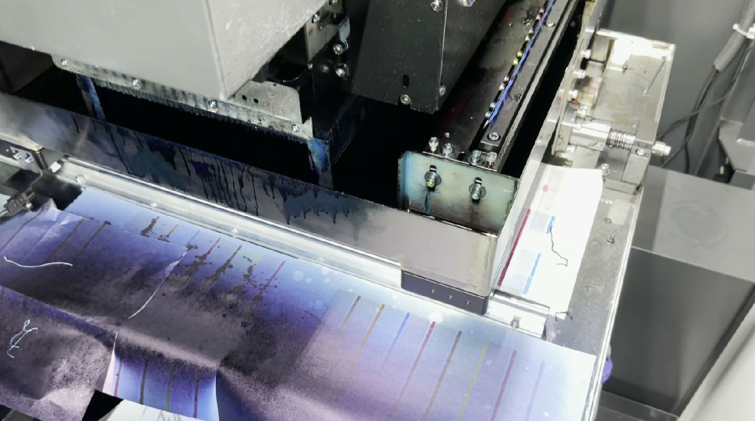 爲什(shí)麽數碼印花(hua)機廢墨會增(zēng)多?