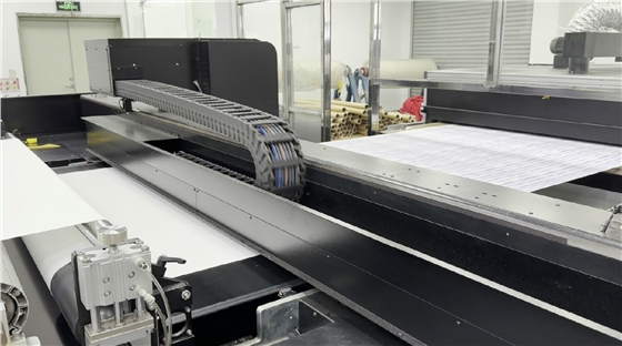 影響(xiang)數碼印花機(ji)打印精度的(de)8個因素